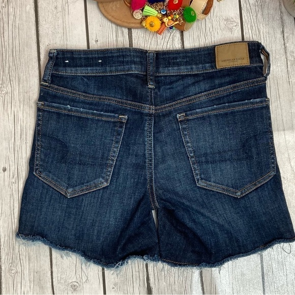 American Eagle MIDI Shorts Size 4 - Picture 2 of 7